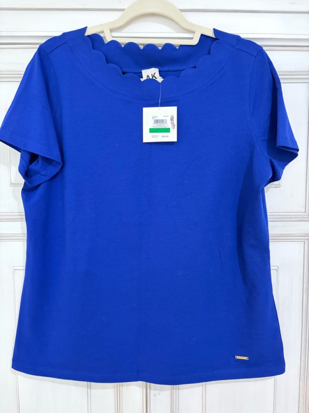 NWT SZ L Anne Klein Royal Blue Scallop Neck Short Sleeve Top